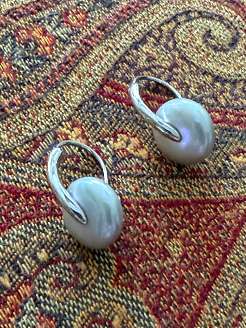 Exquisite delicate sterling silver pierced pearl earrings - Picture 2 of 11